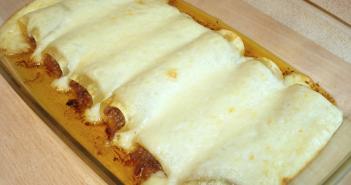 How to cook Italian cannelloni with minced meat?