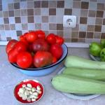 Cum se prepară salată de dovlecel conservată în borcane