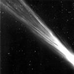 Які комети наближалися до землі Коли з землі буде видно комету